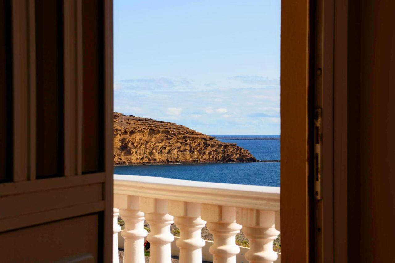 Amazing View El Medano Villa In With Jacuzzi Bagian luar foto