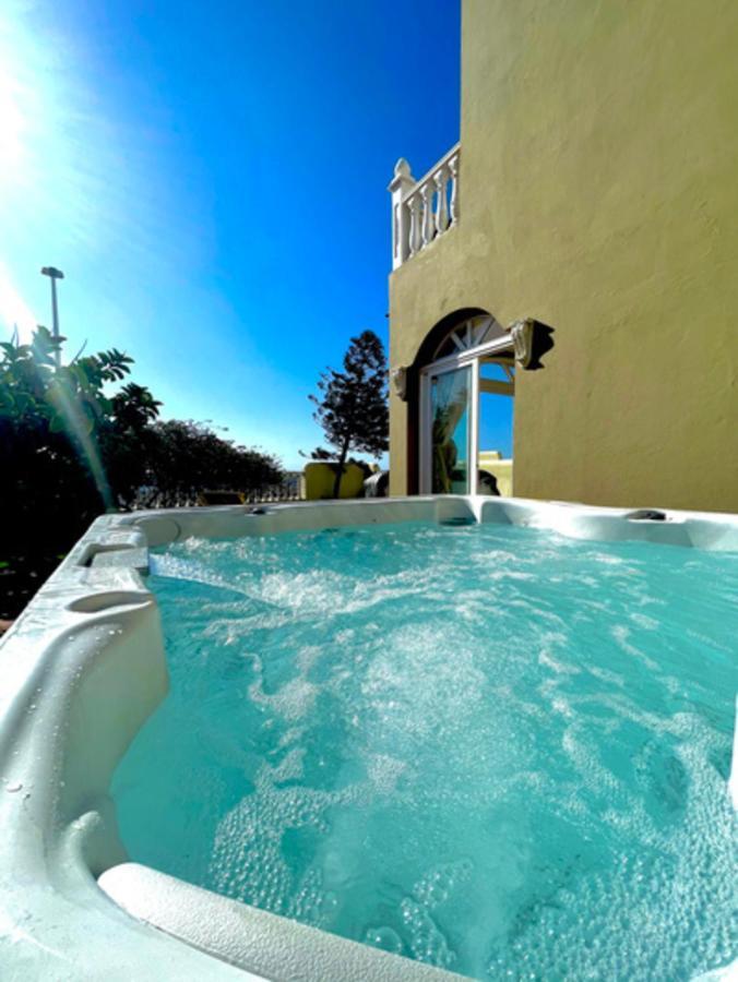 Amazing View El Medano Villa In With Jacuzzi Bagian luar foto